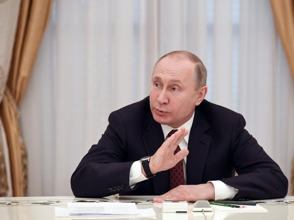 Putin reducirá gasto militar y apuesta por diálogo constructivo con el mundo