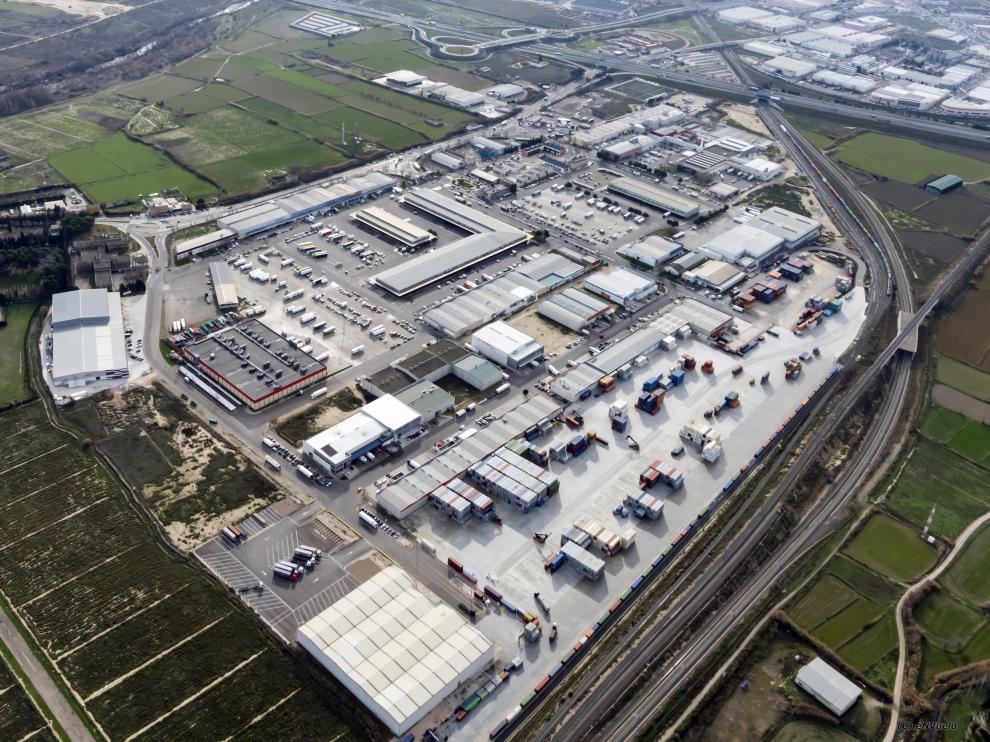 Vista aérea de la Terminal Marítima de Zaragoza en Mercazaragoza.