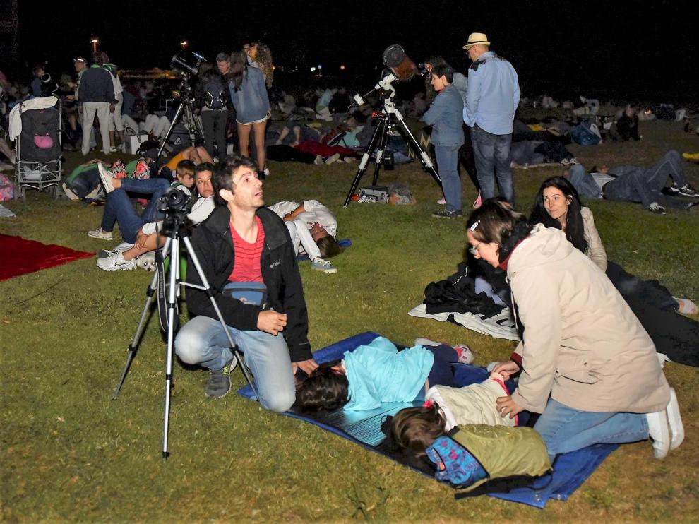Observación de las Lágrimas de San Lorenzo o perseidas en el parque Walqa el pasado mes de agosto.
