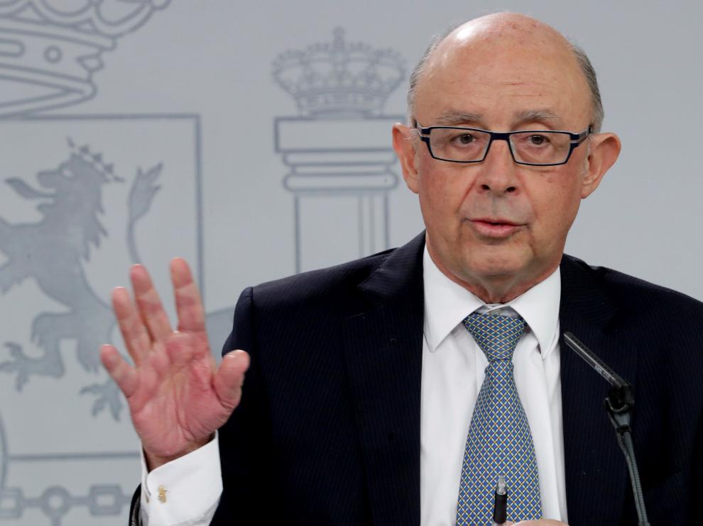 Cristóbal Montoro en la rueda de prensa posterior al Consejo de Ministros.