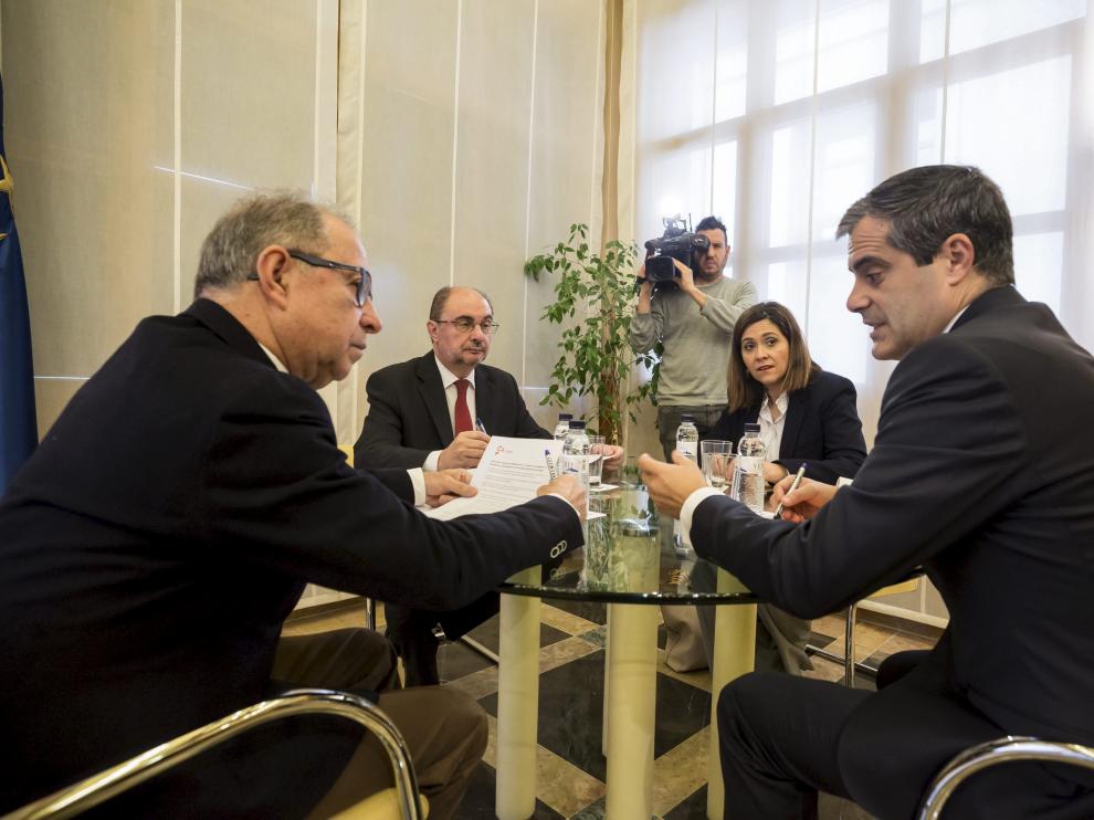 El PSOE y Ciudadanos empezaron a negociar una rebaja fiscal para Sucesiones a finales de marzo.