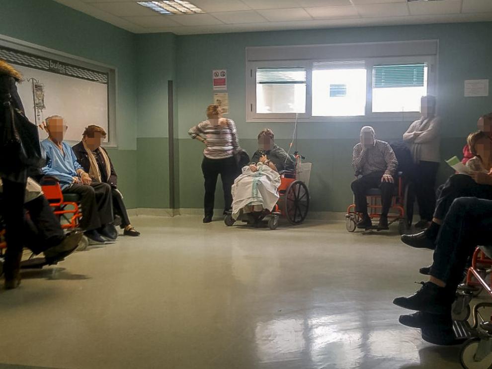 La nueva unidad intentará descongestionar las Urgencias del Servet. Imagen del servicio el sábado a mediodía.
