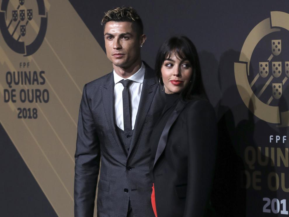 Cristiano Ronaldo junto a su pareja, Georgina Rodríguez.