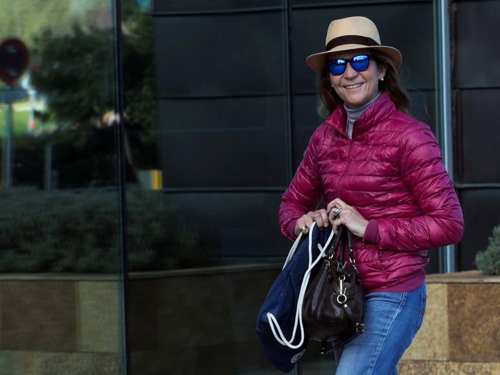 La infanta Elena, a su llegada al hospital