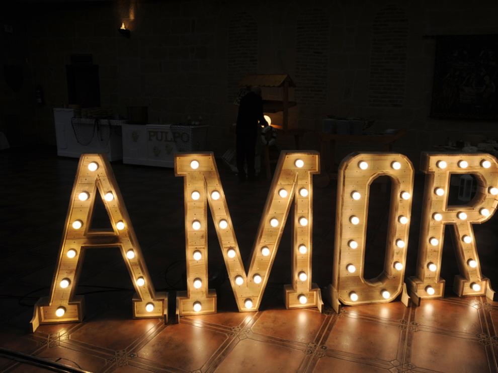 Las letras luminosas son una de las tendencias más representativas para este 2018.