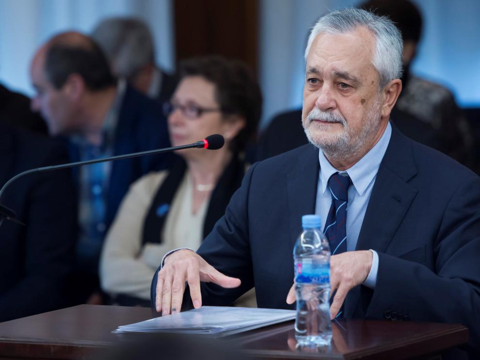Griñán declara en el juicio que "nunca" conoció el programa con el que se pagaban las ayudas de los ERE