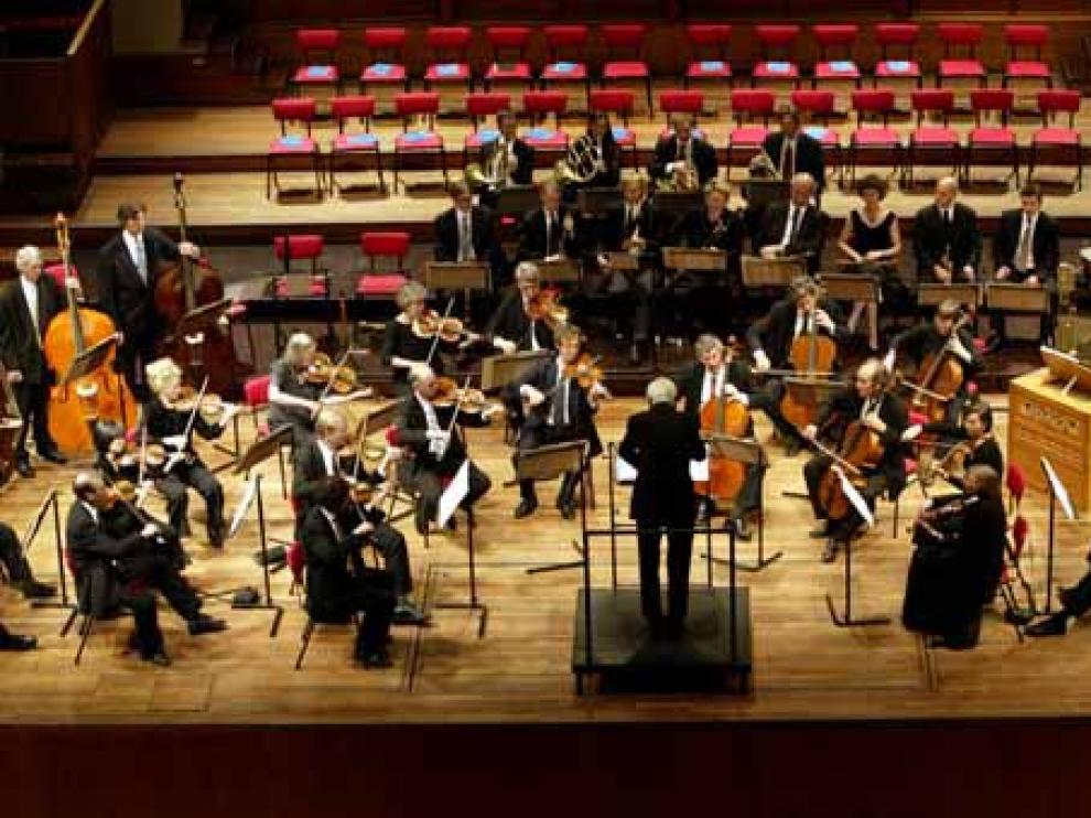 La Orquesta Sinfónica de Baleares cuenta con 25 músicos extranjeros y 37 españoles.
