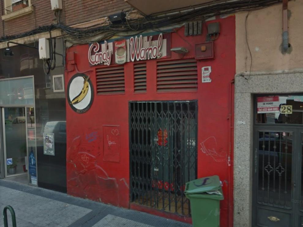 Puerta de acceso al Candy Warhol.
