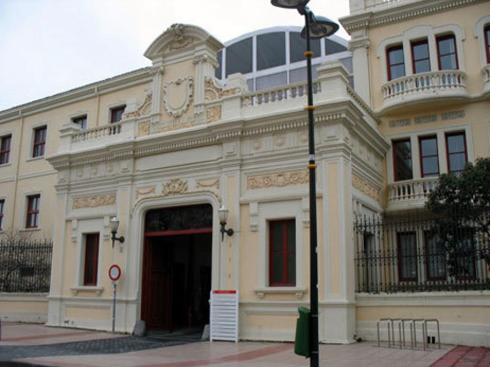 Antiguo Cuartel Palafox, ahora escuela municipal de teatro