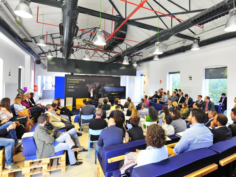 Instalaciones del T-ZIR en la antigua estación de Utrillas en Zaragoza.