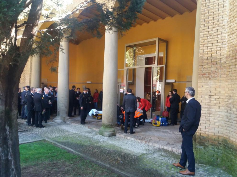El alcalde de Azara, Santos Larroya, sufre un infarto en el acto del Día de Aragón en Huesca