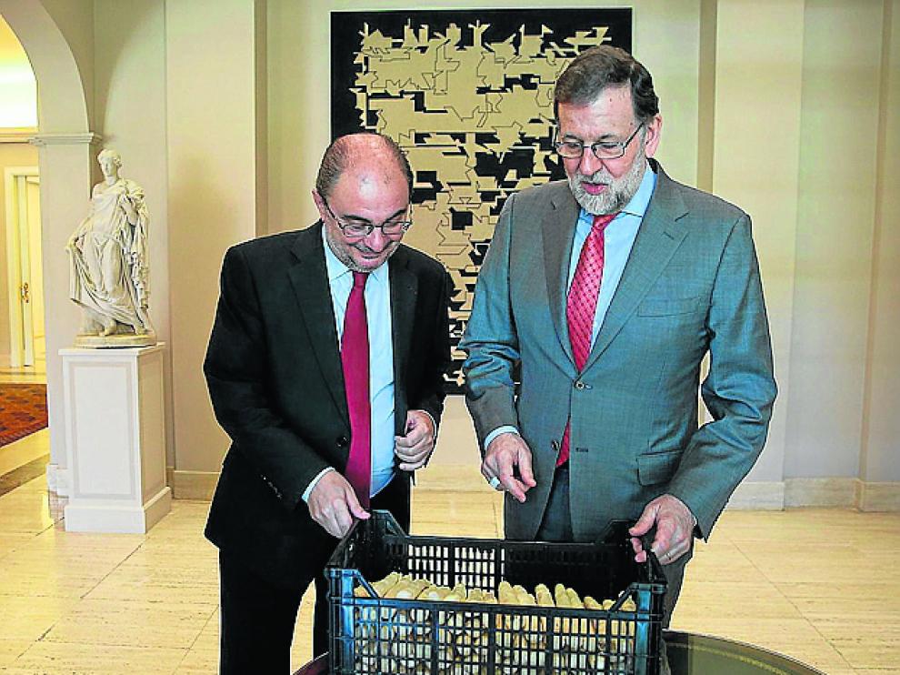 Lambán, Rajoy y los espárragos.