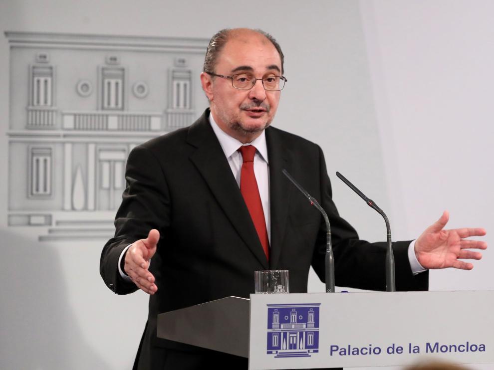 El presidente del Gobierno de Aragón, Javier Lambán, durante la rueda de prensa de este miércoles.