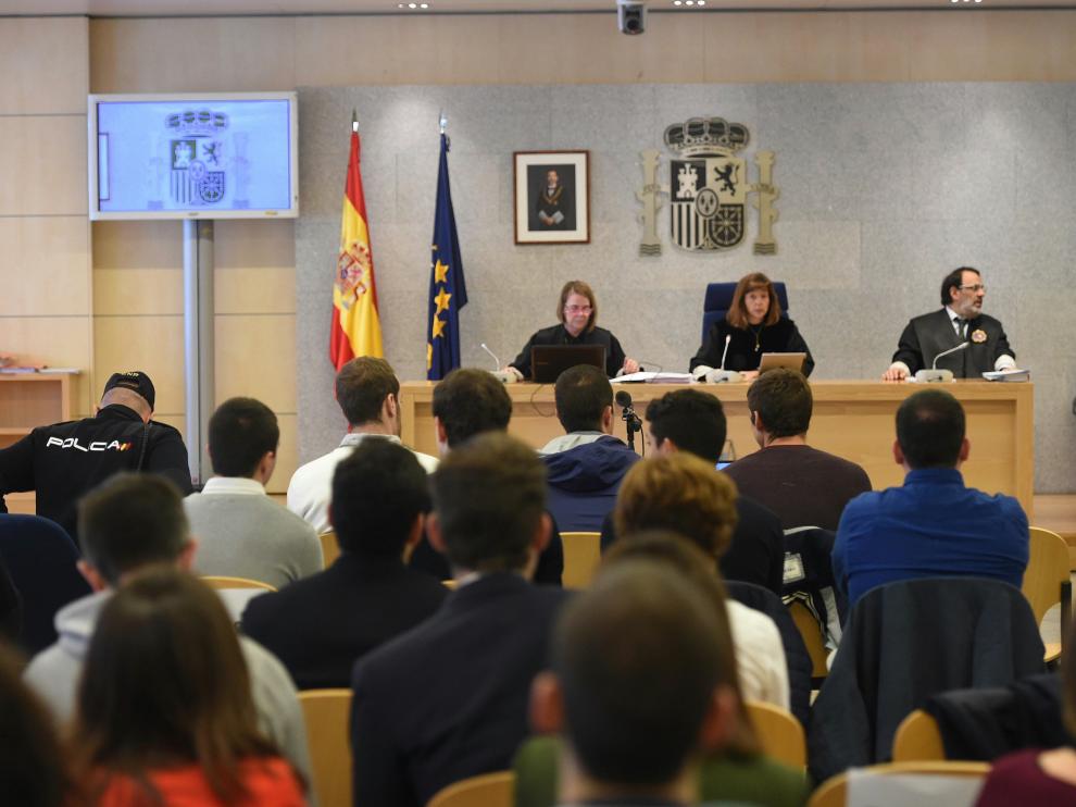 Juicio a los acusados de la paliza a dos guardias civiles y sus parejas en Alsasua