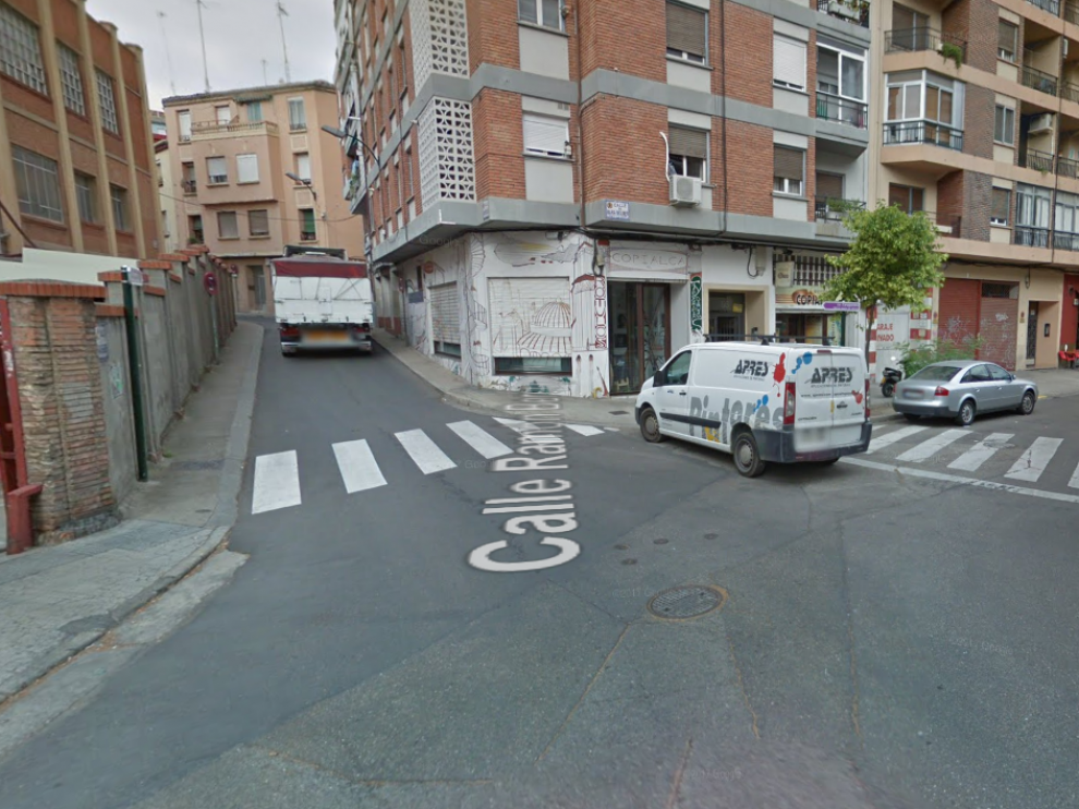 Calle de María Moliner con Ramón Berenguer IV, lugar de uno de los atropellos