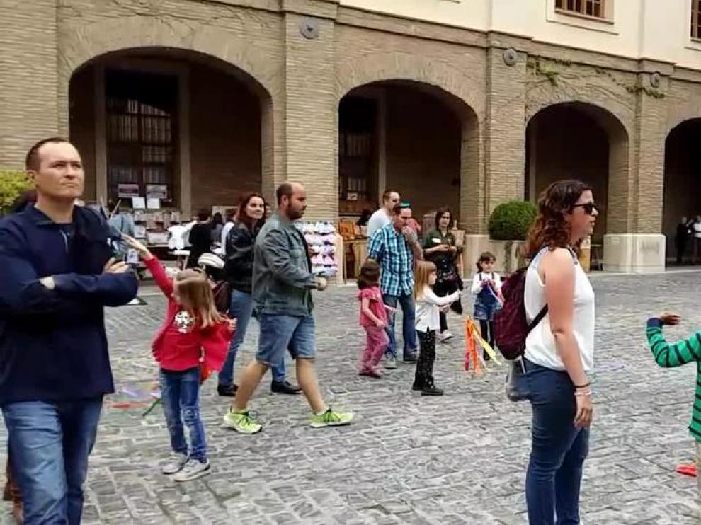 Los niños conquistan los patios del Pignatelli