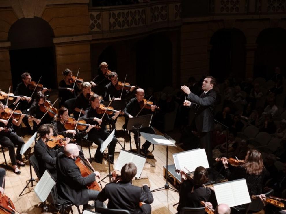 El director Gatti estará hoy con la Mahler Chamber Orchestra.