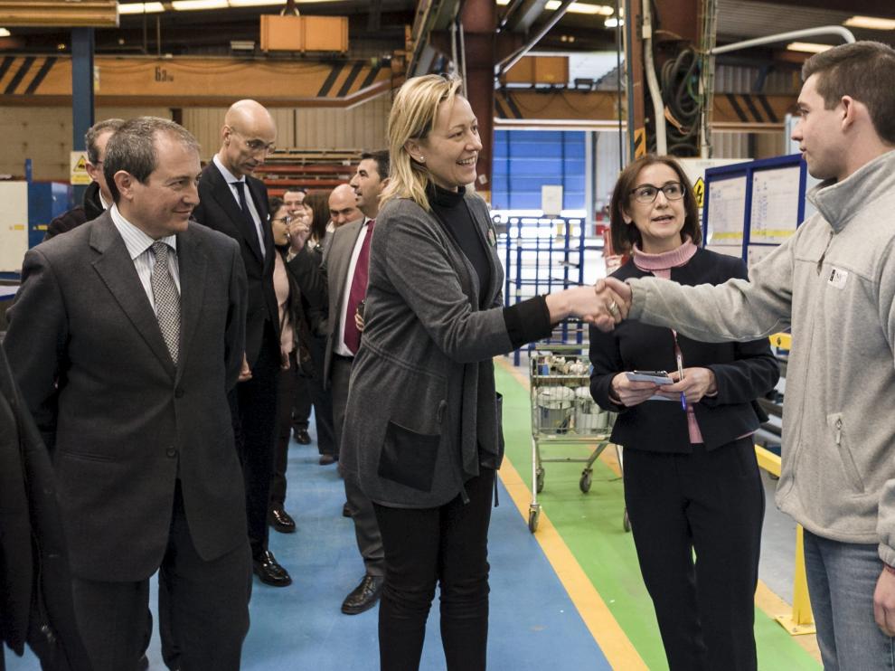 Visita de la consejera Marta Gastón en febrero a la planta de HMY Yudigar en Cariñena