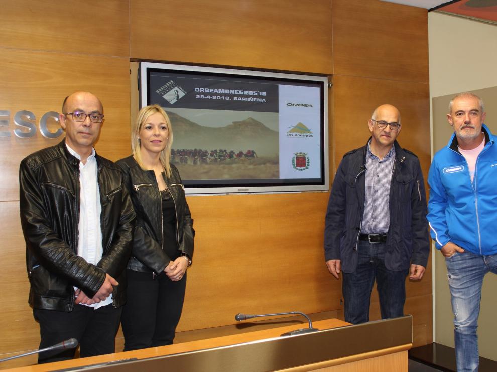 Imagen de familia de los promotores de la prueba.