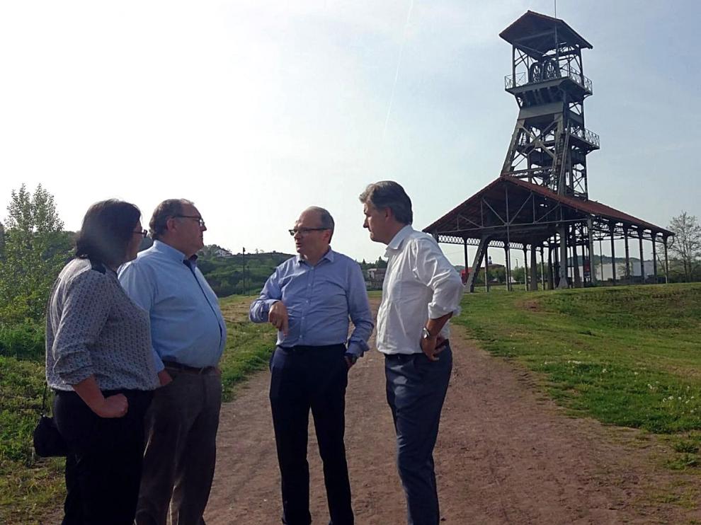 La comitiva de Utrillas en la visita a Decazeville.