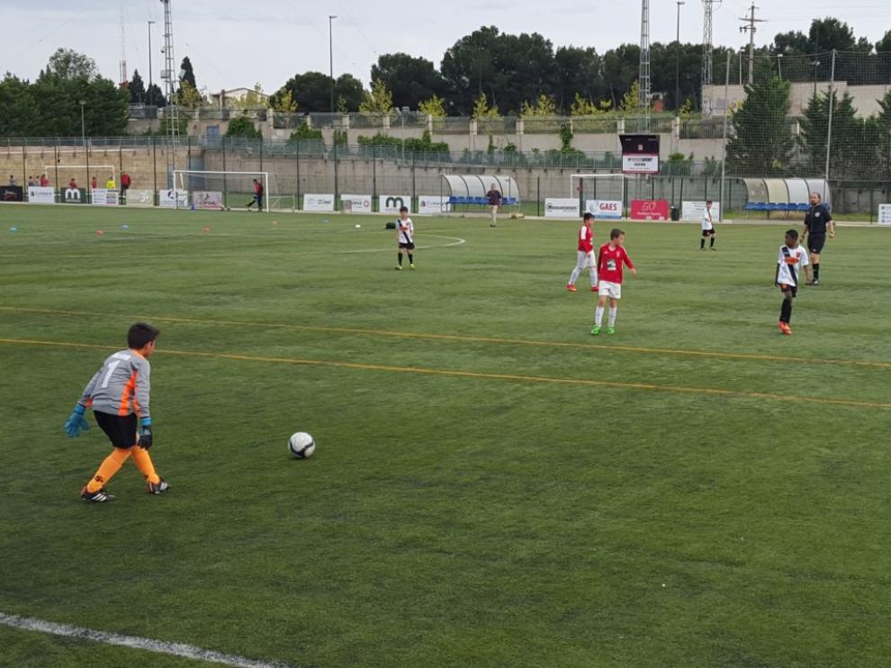 Fútbol. Benjamín Preferente. Stadium Venecia vs. Juventud