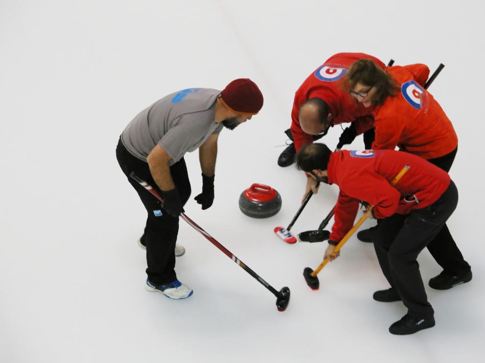 Buen comienzo del Club Hielo Jaca en el arranque de la Liga de España Norte Sur de Curling