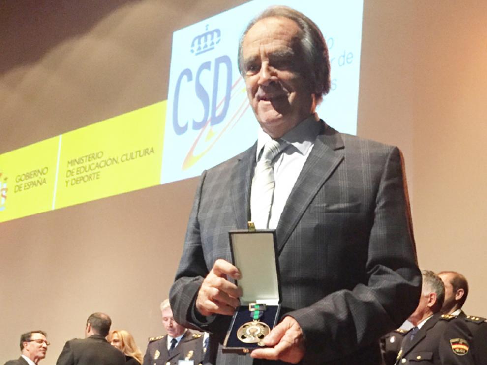 Óscar Fle recibió la medalla de bronce de la Real Orden del Mérito Deportivo