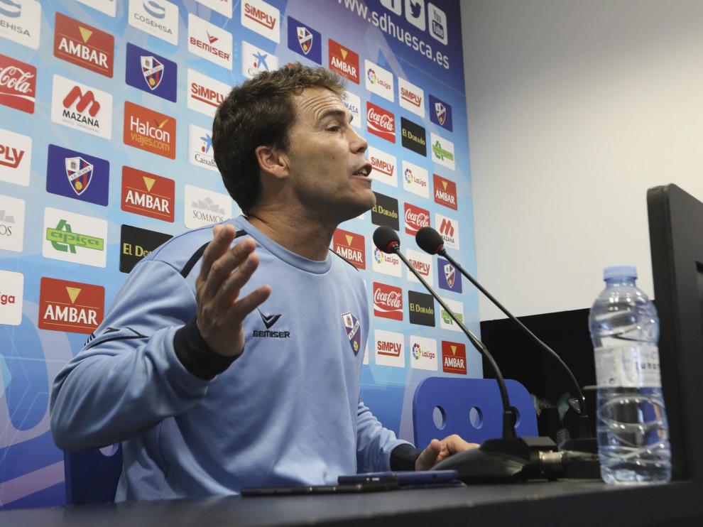 Joan Francesc Ferrer 'Rubi', entrenador del Huesca, este jueves durante su comparecencia ante los medios de comunicación.