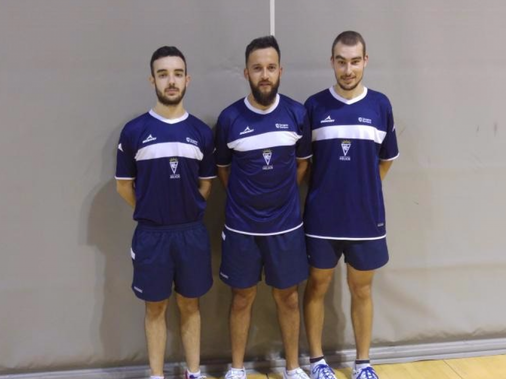 El equipo de División de Honor de tenis de mesa del CN Helios.
