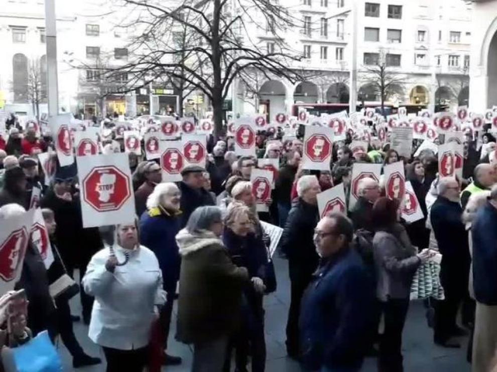 Concentración de Stop Sucesiones y Plusvalías en Zaragoza