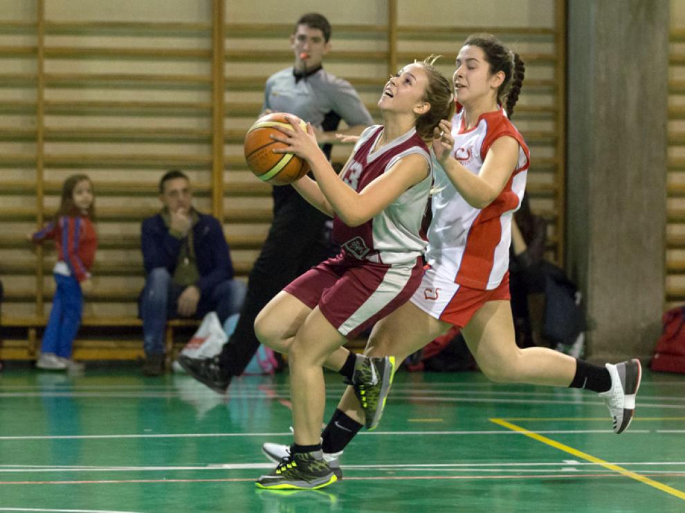 Imagen de un partido de cuartos de la Copa Colegial