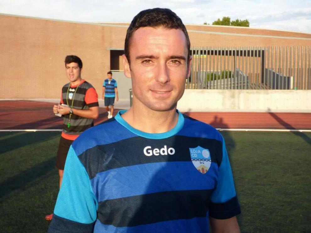 Jorge Pina, con la camiseta del CD Loja.