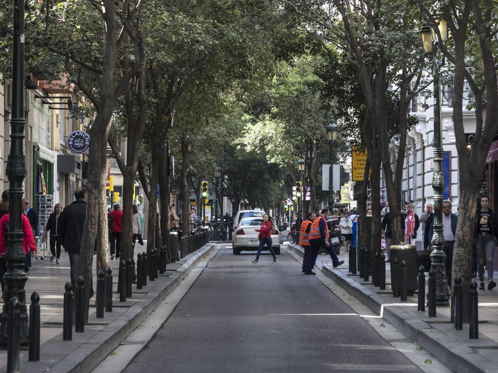 Turistas, residentes, vecinos de la margen izquierda... Don Jaime es una las calles más transitadas. José Miguel Marco