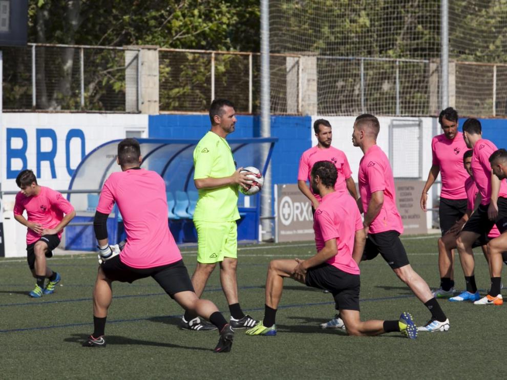 Primera sesión de entrenamiento del CD Ebro el verano pasado.
