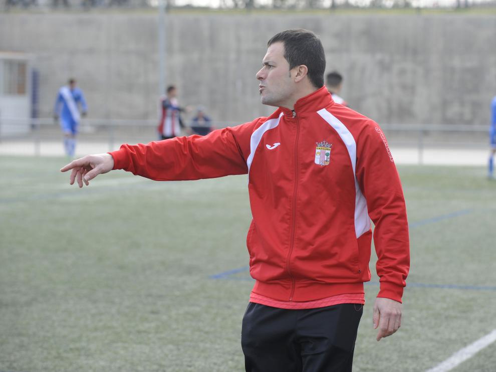 Javier Romero, técnico del Illueca.