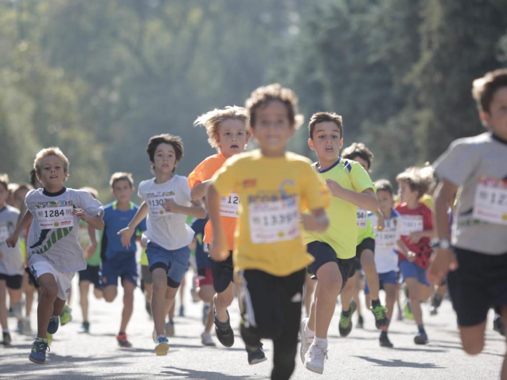 Una imagen de la XII edición de la Carrera de los Niños, que se celebrará este domingo en el Parque Grande de Zaragoza.