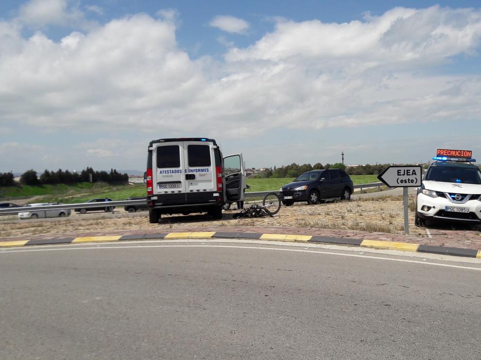 Lugar donde ha fallecido el ciclista en las proximidades de Ejea