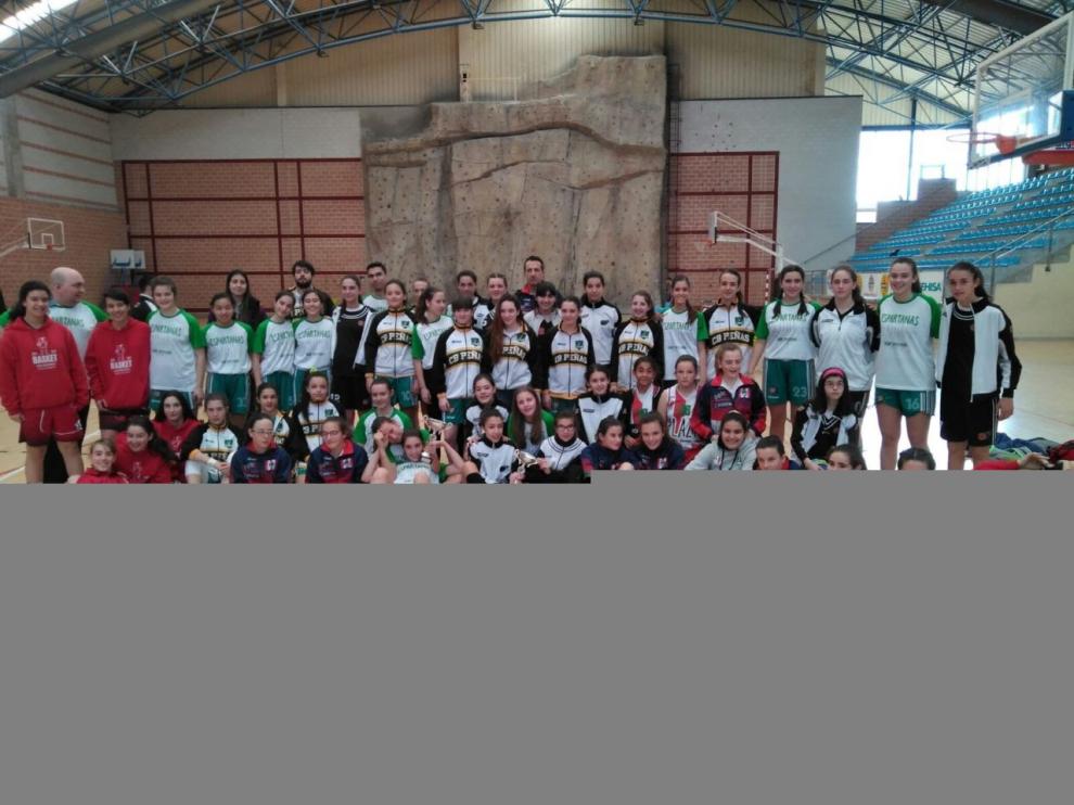 Participantes en el Provincial de Huesca infantil femenino.