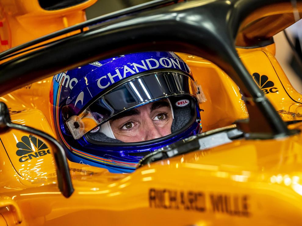 Alonso, en su monoplaza.