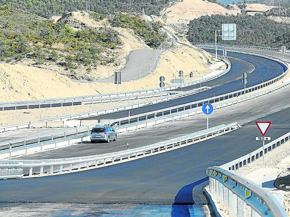 Cuatro de los 12 km del Caldearenas-Lanave, en la zona baja de Monrepós, están a punto de abrirse.