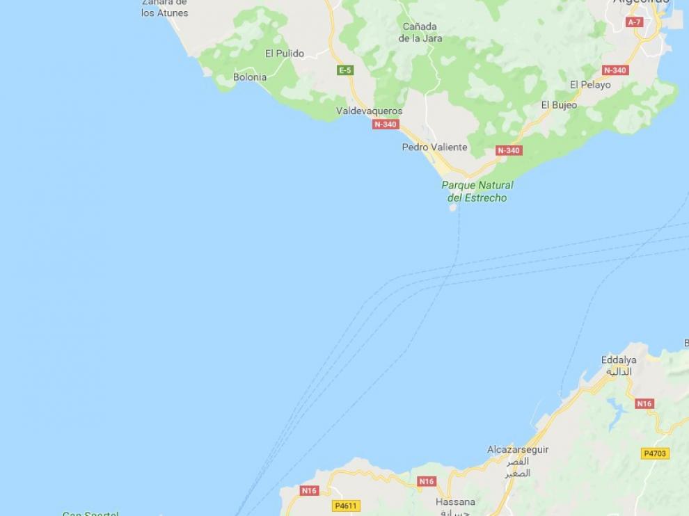 Un nuevo rescate eleva a 50 los inmigrantes rescatados este sábado en el Estrecho