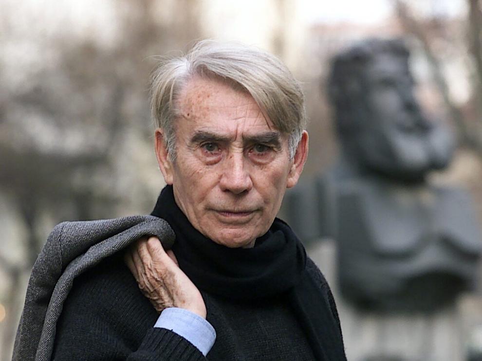 Alfredo Castellón.