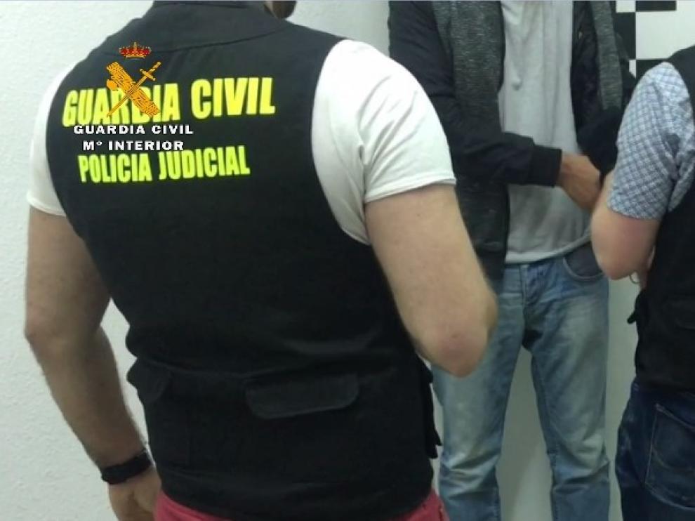 El detenido, en dependencias de la Comandancia de Huesca
