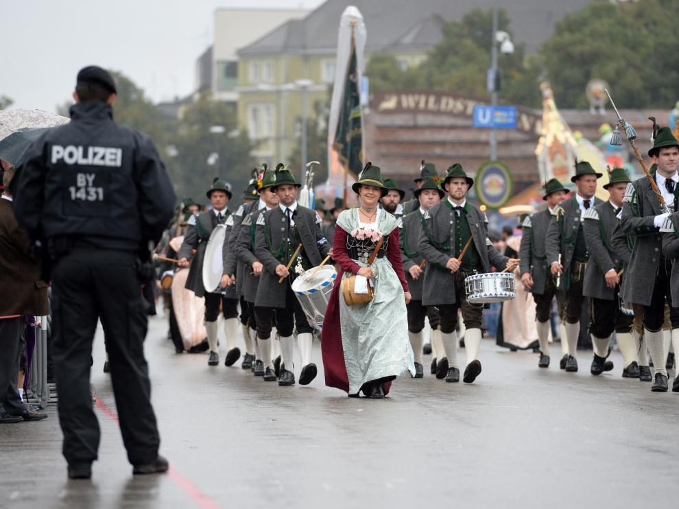 Desfile de la Oktoberfest.