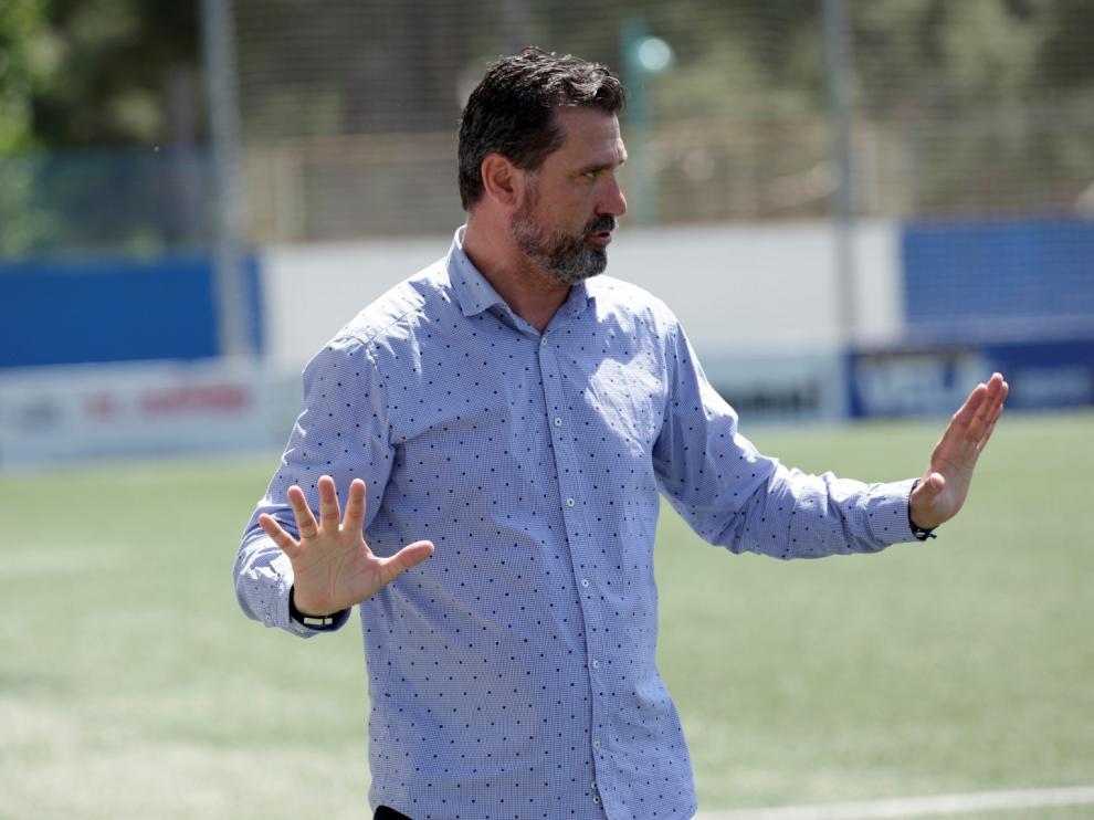 Emilio Larraz, durante un momento del partido del domingo pasado frente a la Peña Deportiva