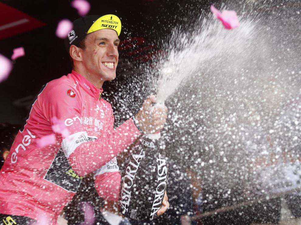 Yates se impuso con autoridad en la novena etapa del Giro