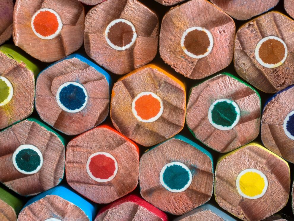 Hablamos de lápices de grafito, pero lo mismo pasa con las pinturas de colores.