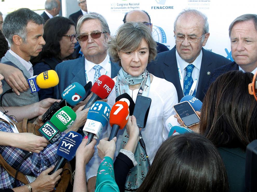 Isabel García Tejerina, poco antes de inaugurar el XVI Congreso Nacional de Comunidades de Regantes de España.