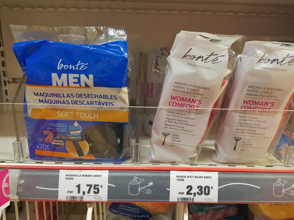Cuchillas de la misma marca más caras para mujer que para hombre