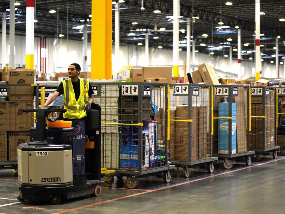 Un trabajador de Amazon en Colorado (Estados Unidos).